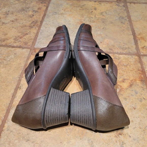 Womens 10 Earth Origins Marietta Macey Pumps Brown Leather 2" Heels Arch Support - Picture 8 of 10